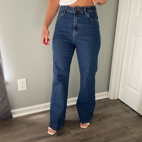 ✨Blue Jeans✨ - Picture 1 of 3